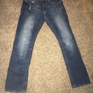 Buckle salvage jeans